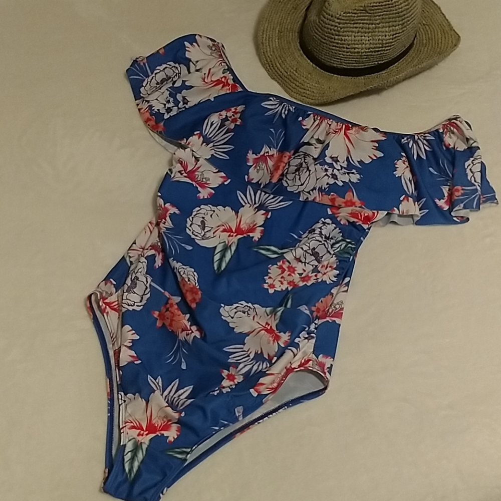 Maternity bathing suit